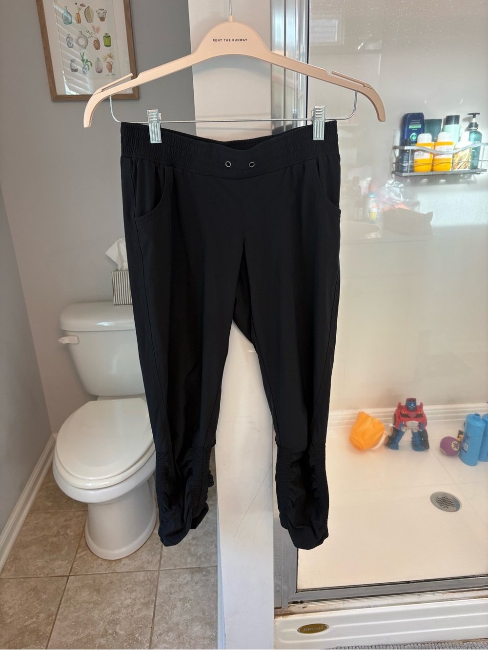 Athleta Prima Capri Pants Women's Size 4 Black Featherweight‎ Ruched Cropped